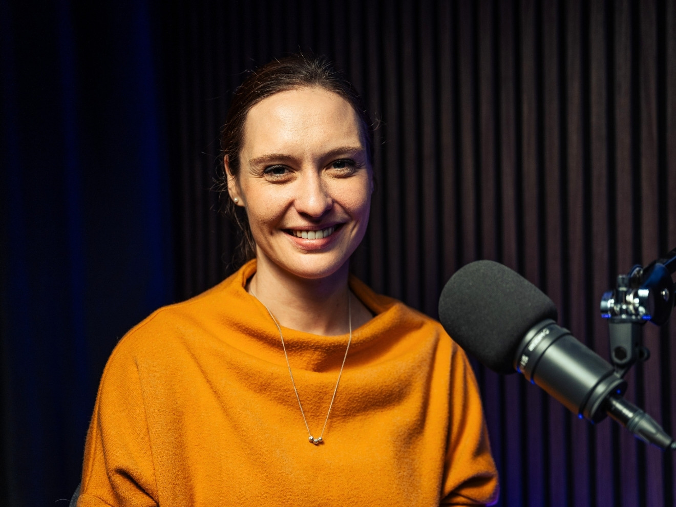 #70 Proč nesahat na vodící psy a jak vypadá jejich trénink: Tereza Hostáková